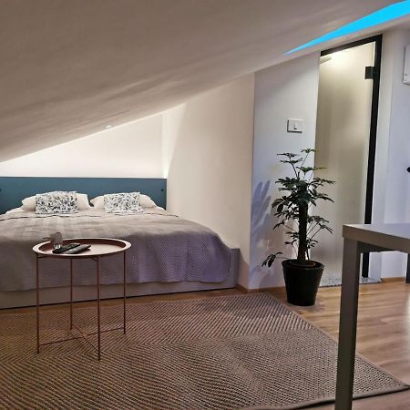 Rainbow Apartment, Koper Eksteriør billede