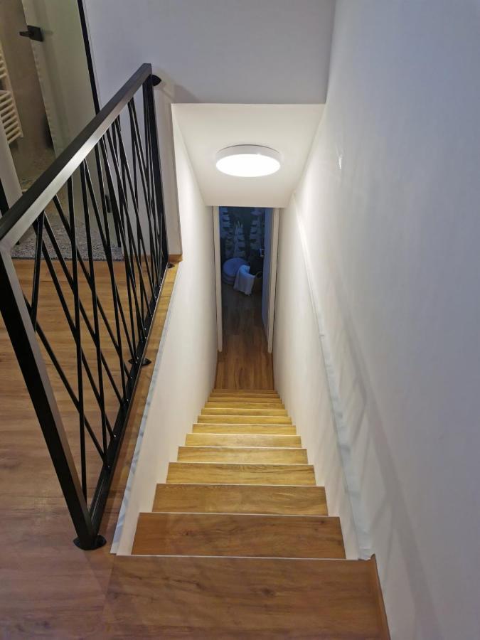 Rainbow Apartment, Koper Eksteriør billede